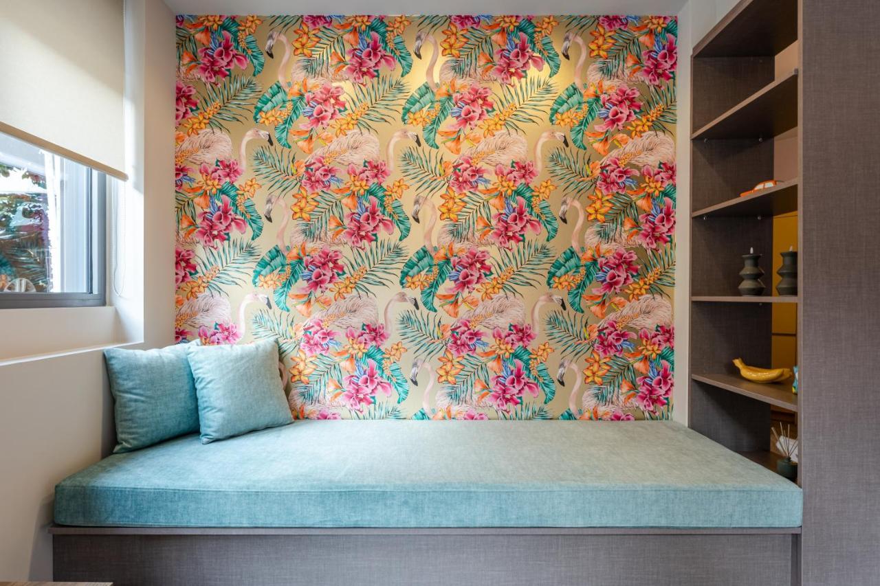 Pop Art Homm In Groovy Koukaki Atenas Exterior foto